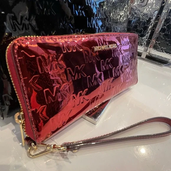 MICHAEL KORS Jet Set Lg Metallic Logo Debossed Continental Wallet Wristlet Phone - Picture 2 of 16